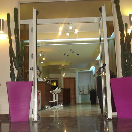 Hotel La Villa Corigliano Calabro Eksteriør bilde