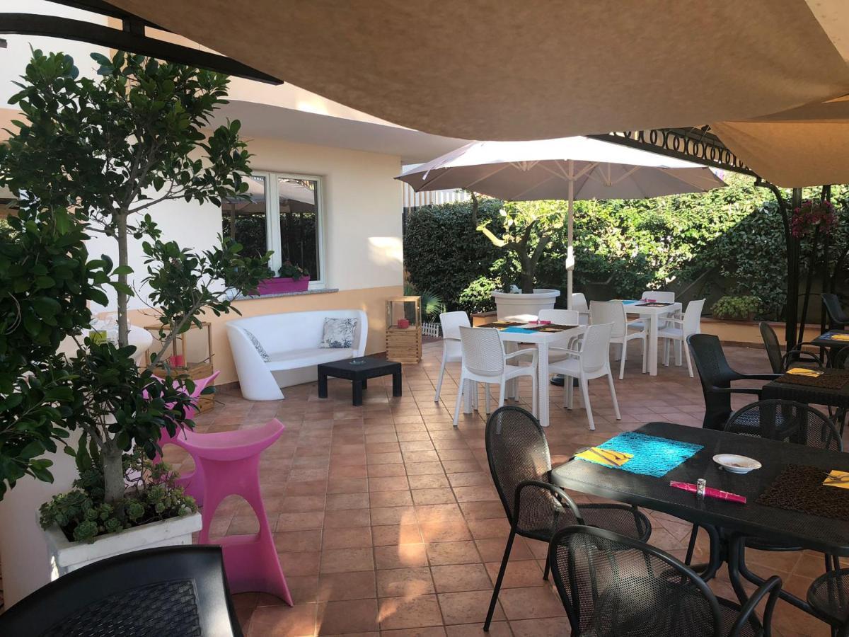 Hotel La Villa Corigliano Calabro Eksteriør bilde