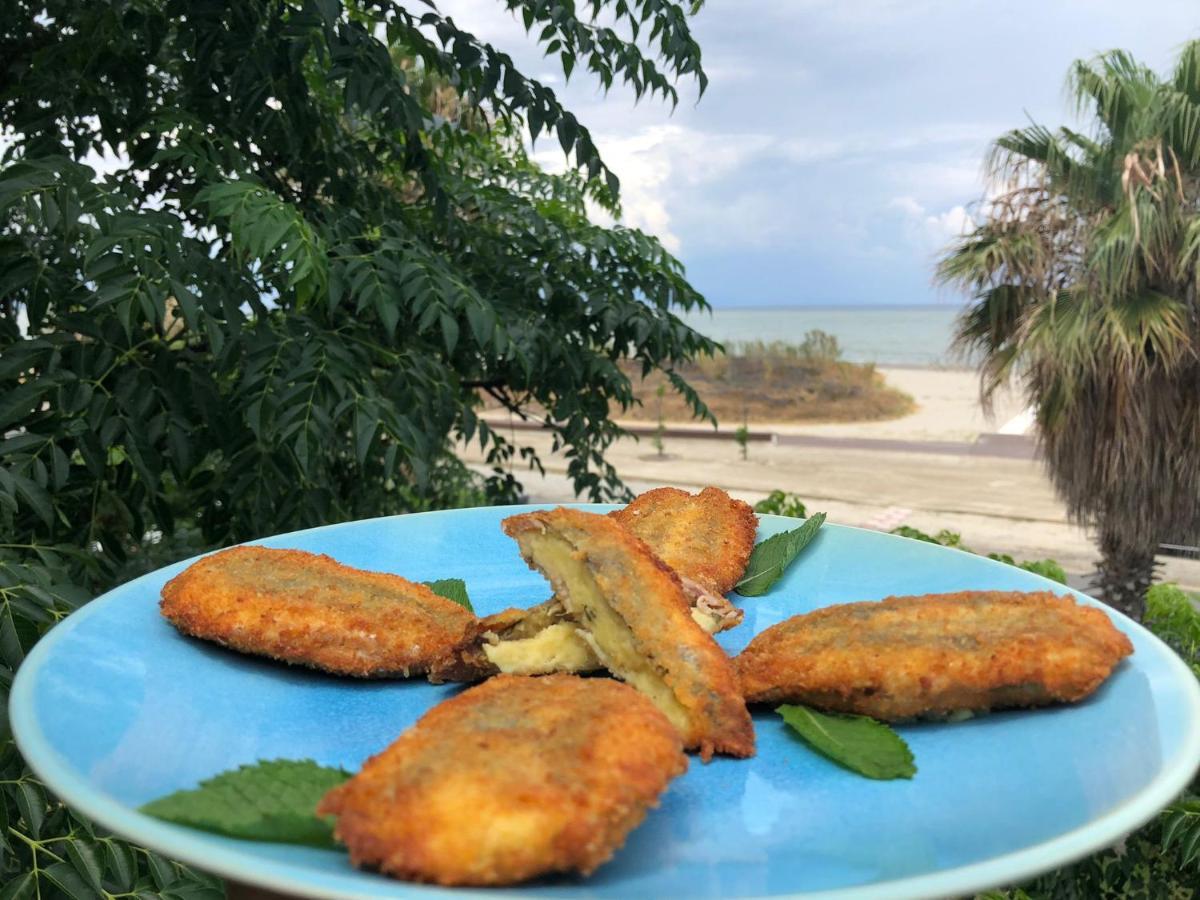 Hotel La Villa Corigliano Calabro Eksteriør bilde
