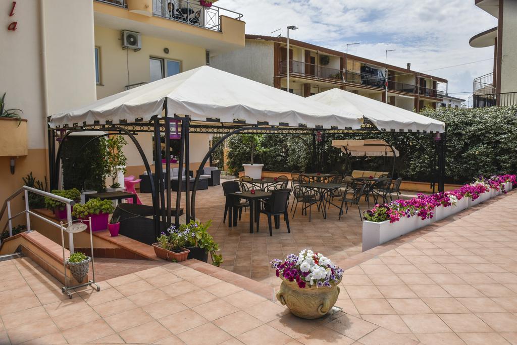 Hotel La Villa Corigliano Calabro Eksteriør bilde